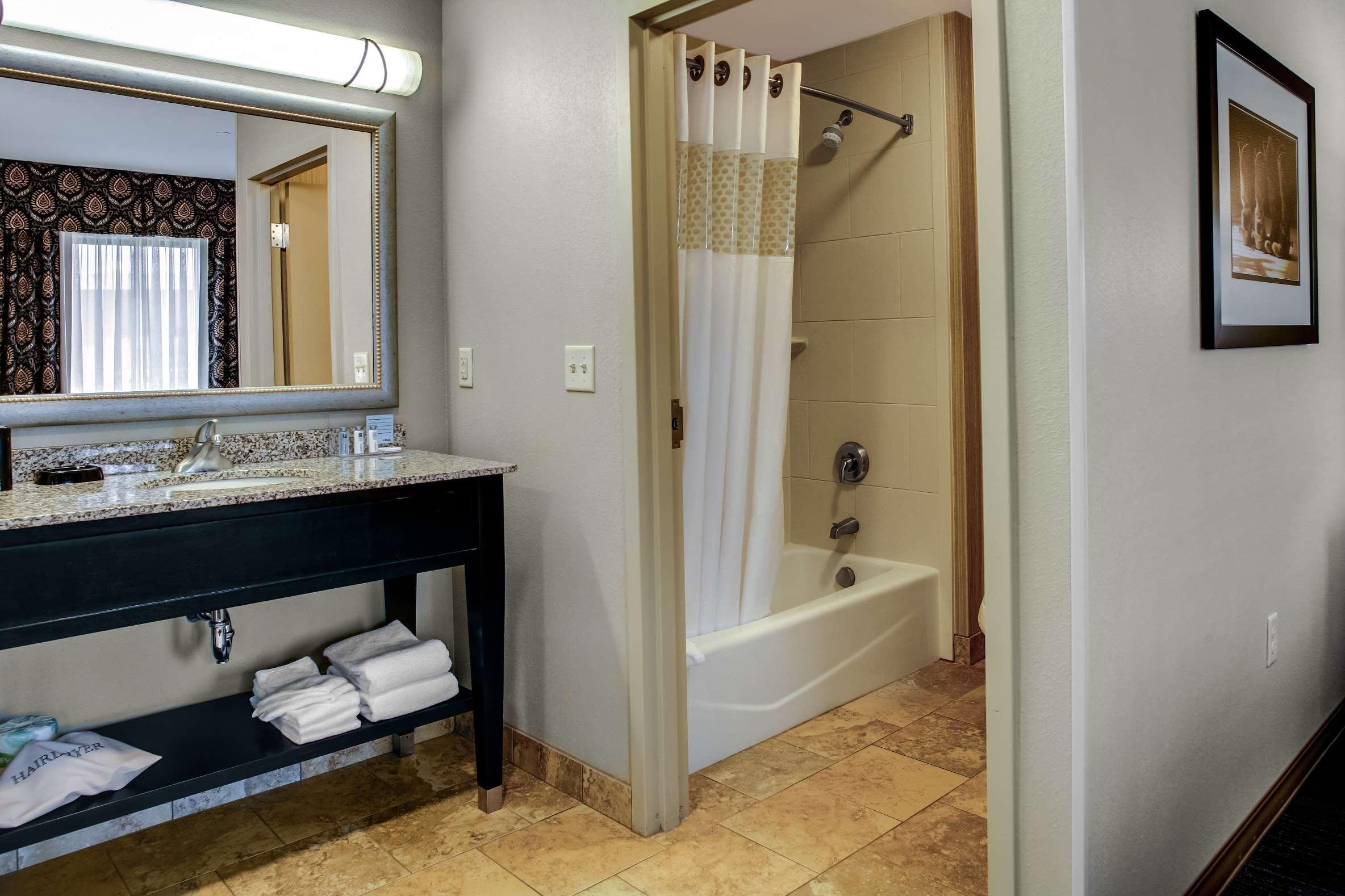 Hampton Inn & Suites Dodge City Boot Hill Casino Ngoại thất bức ảnh