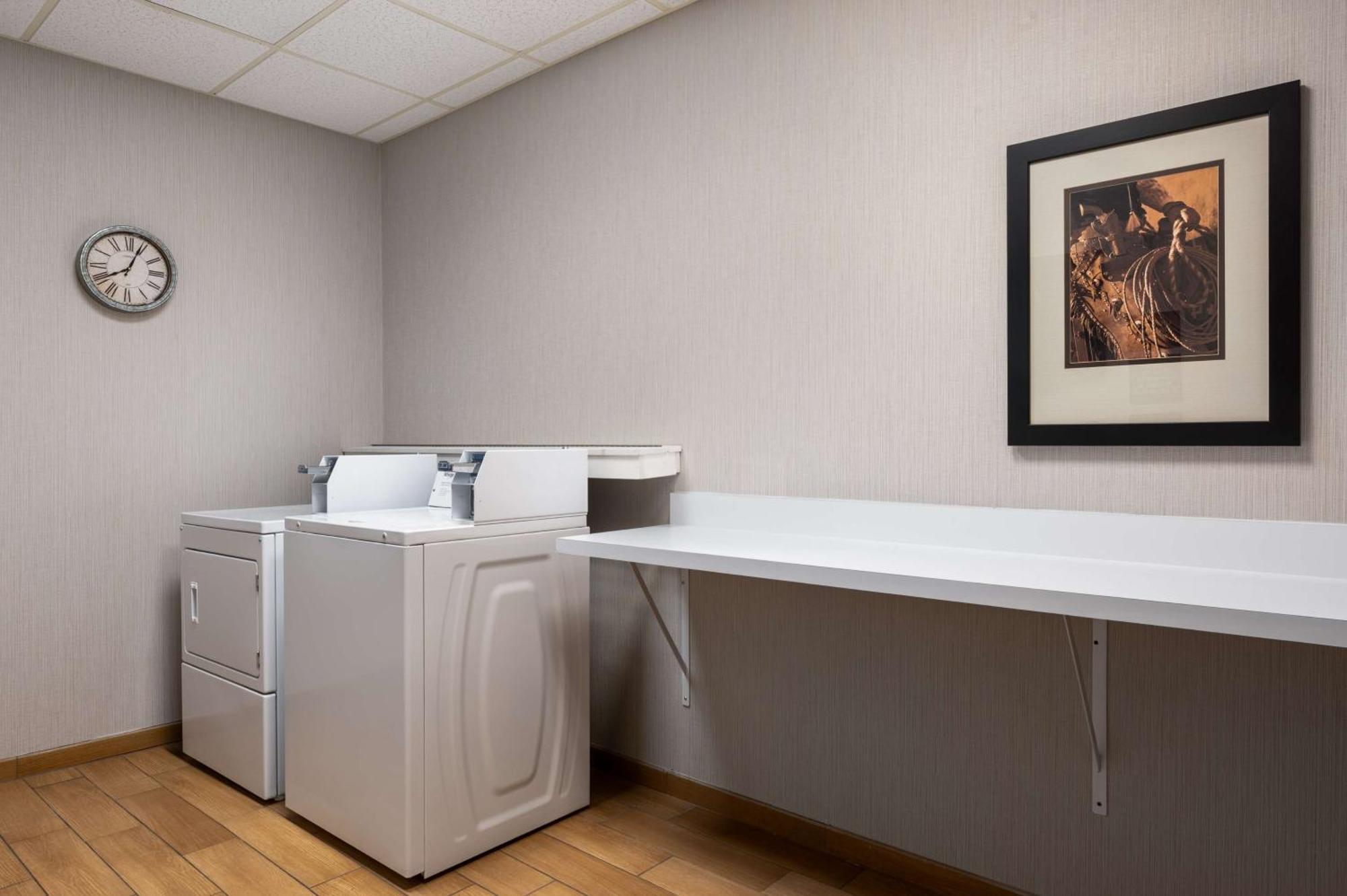 Hampton Inn & Suites Dodge City Boot Hill Casino Ngoại thất bức ảnh