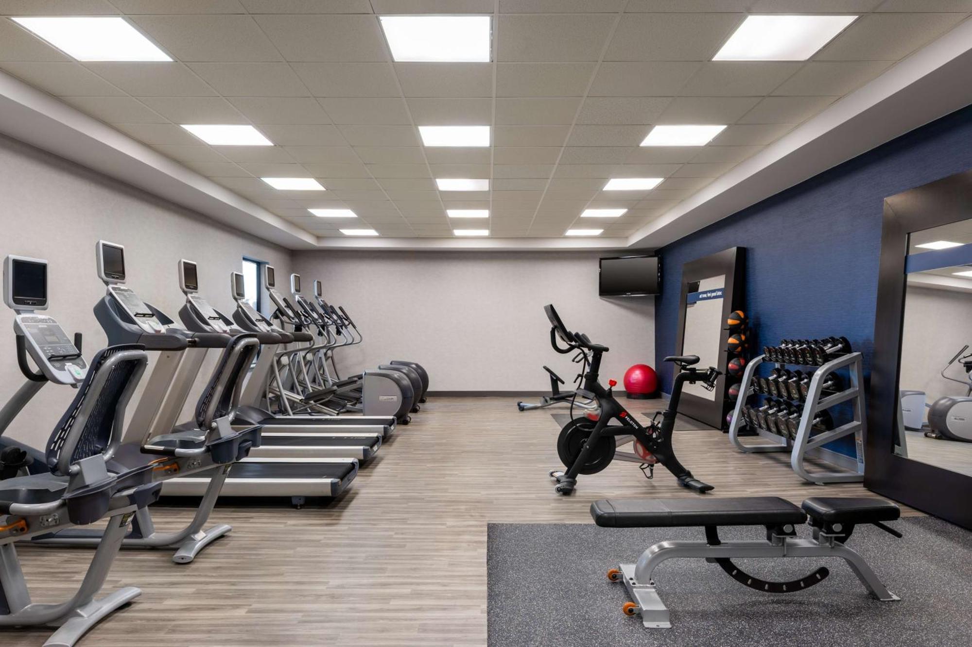 Hampton Inn & Suites Dodge City Boot Hill Casino Ngoại thất bức ảnh