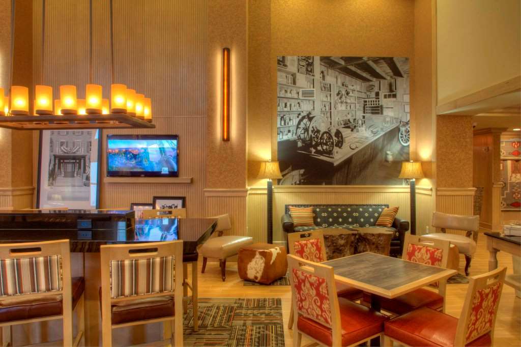 Hampton Inn & Suites Dodge City Boot Hill Casino Nội địa bức ảnh